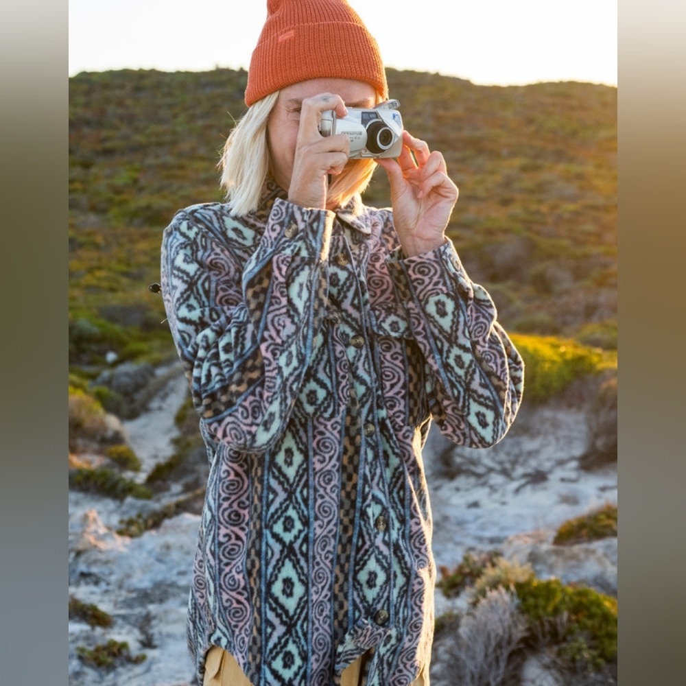 NWT Billabong Forge Shacket Multi Color Fleece Size‎ SMALL
